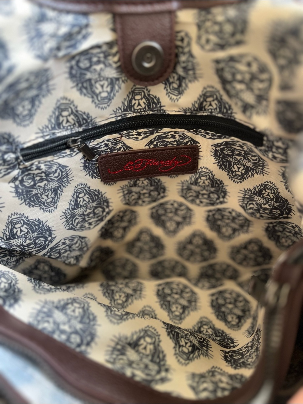 Ed Hardy Beyoncé Cross Tote NWT - Picture 8 of 8